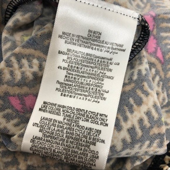 BCBGENERATION Tribal Surplice Halter Dress Size XS - Picture 8 of 8